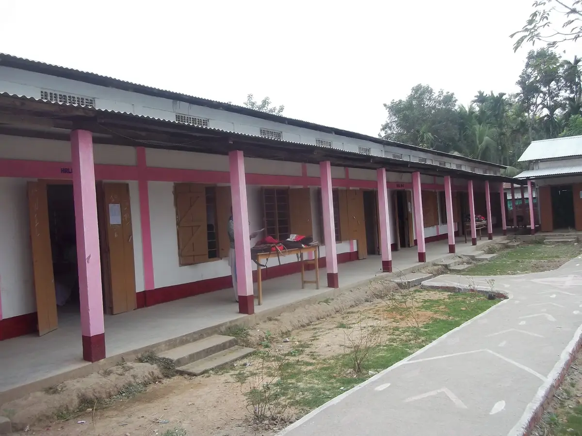 Murazar College: campus photo 4