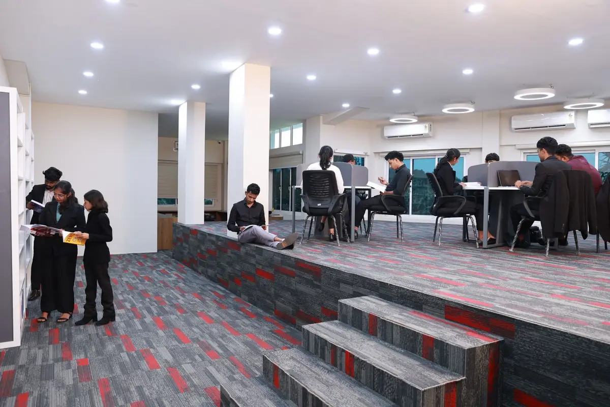 Muthoot Business School campus photo 5