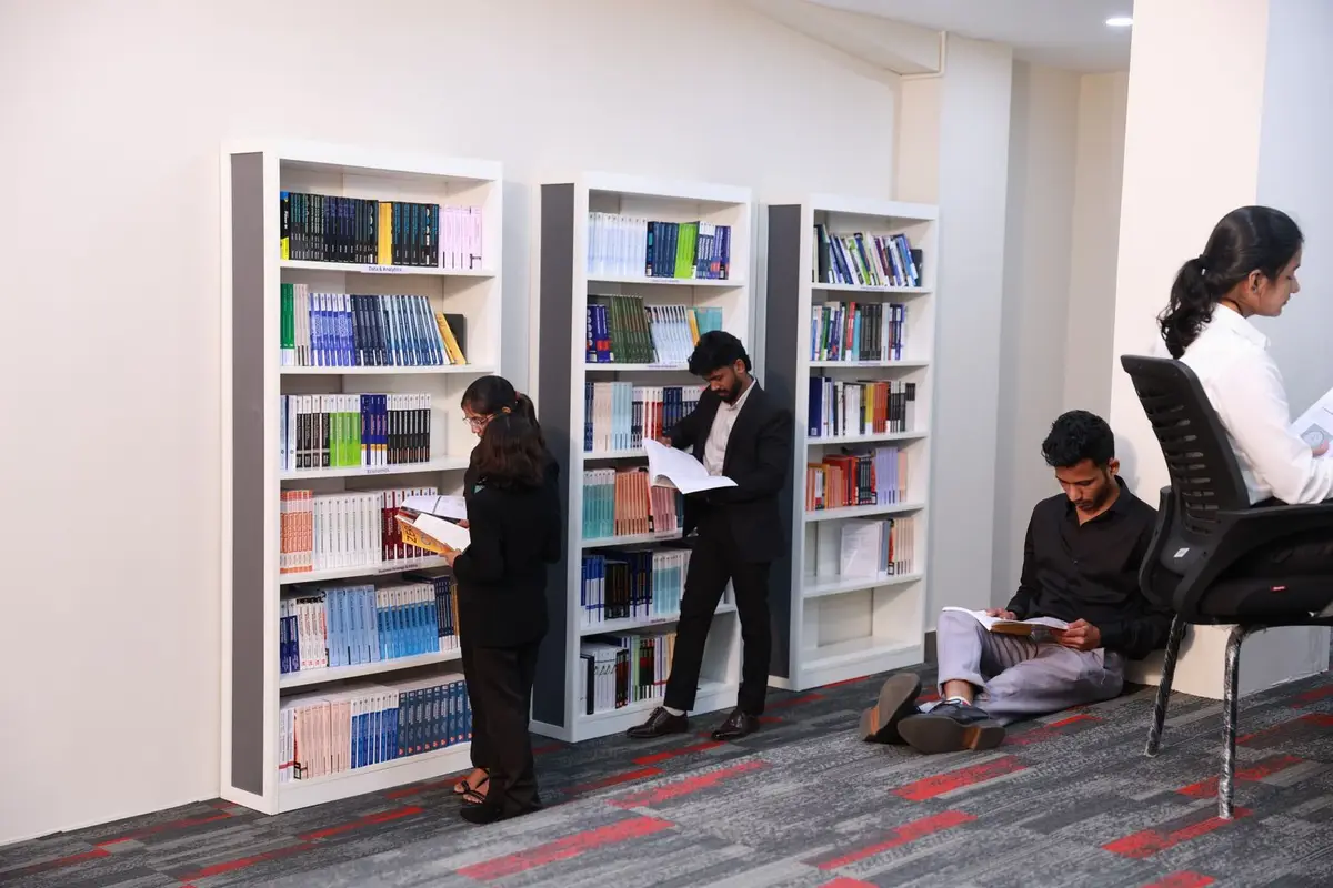 Muthoot Business School campus photo 6