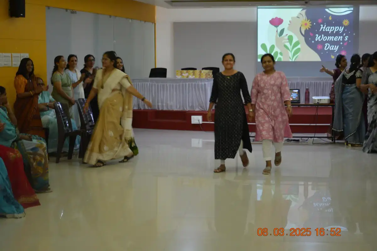 Nagesh Karajagi Orchid College of Engineering, Solapur: campus photo 3