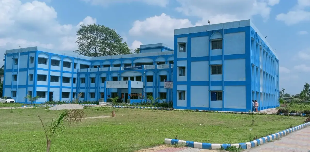 Nani Bhattacharya Smarak Mahavidyalaya: campus photo 1
