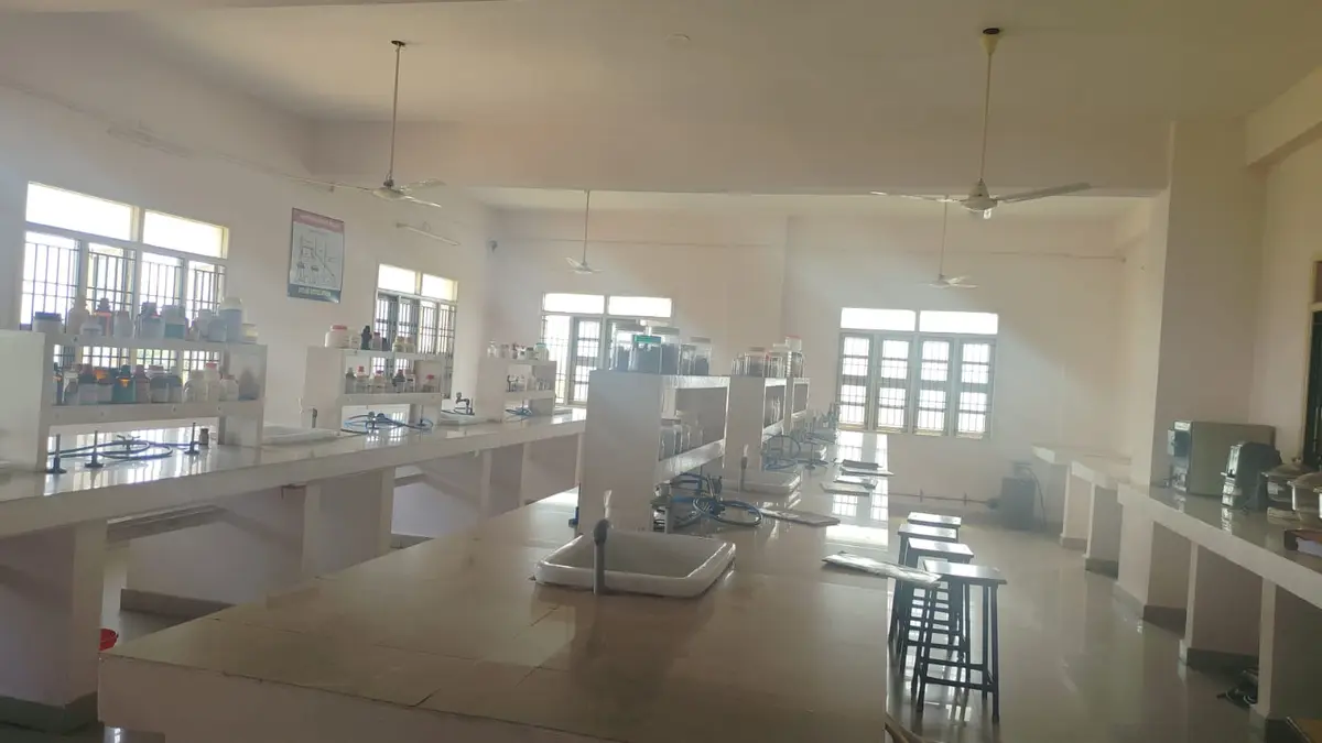 Narayana Pharmacy College, Chinthareddypalem campus photo 8