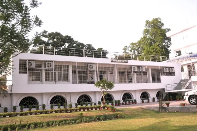 National Post Graduate College – NPGC: campus photo 5