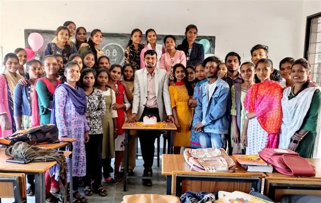 Naveen Government College Mainpur: campus photo 7