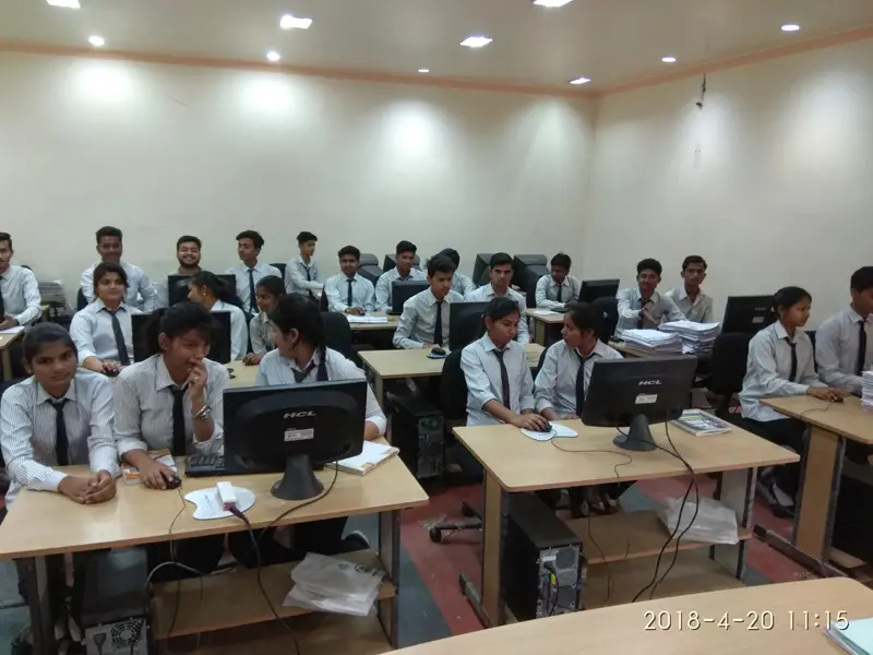 Nehru Memorial Shiv Narayan Das Mahavidyalaya: campus photo 2