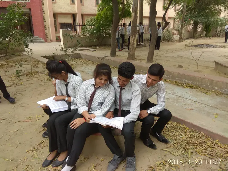 Nehru Memorial Shiv Narayan Das Mahavidyalaya: campus photo 4