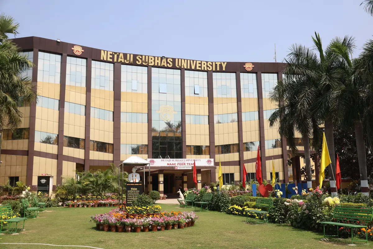 NSU campus photo 8