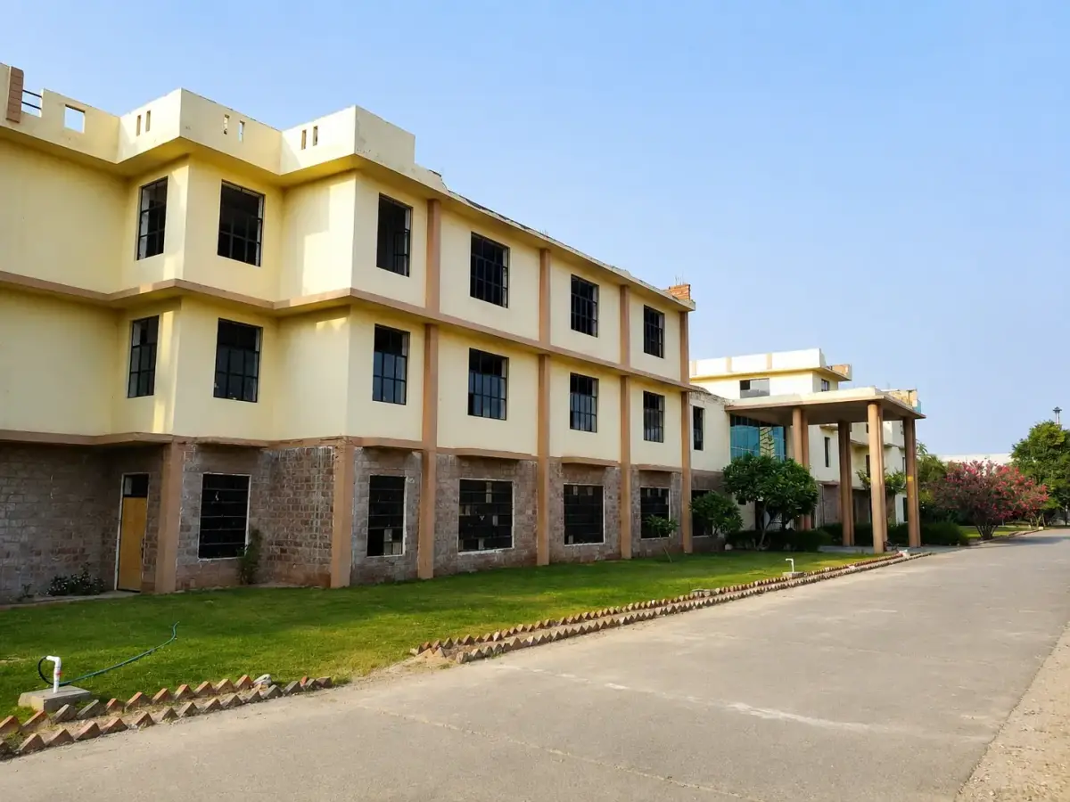 Nimt Technical and Professional College campus photo 4