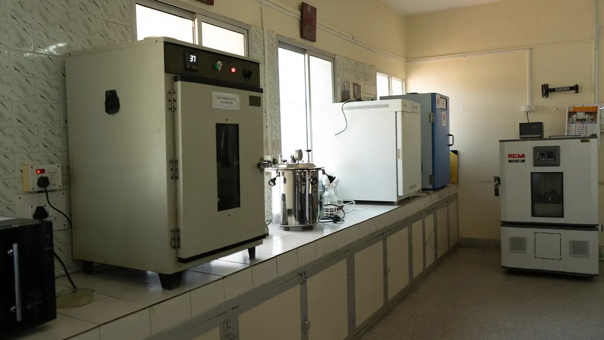 NMKRV College: campus photo 6