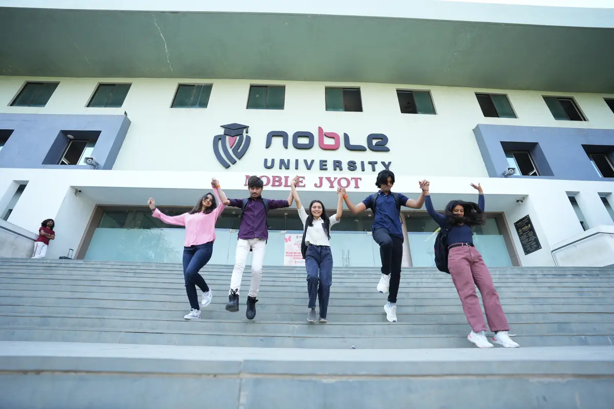 Noble Arts College campus photo 2