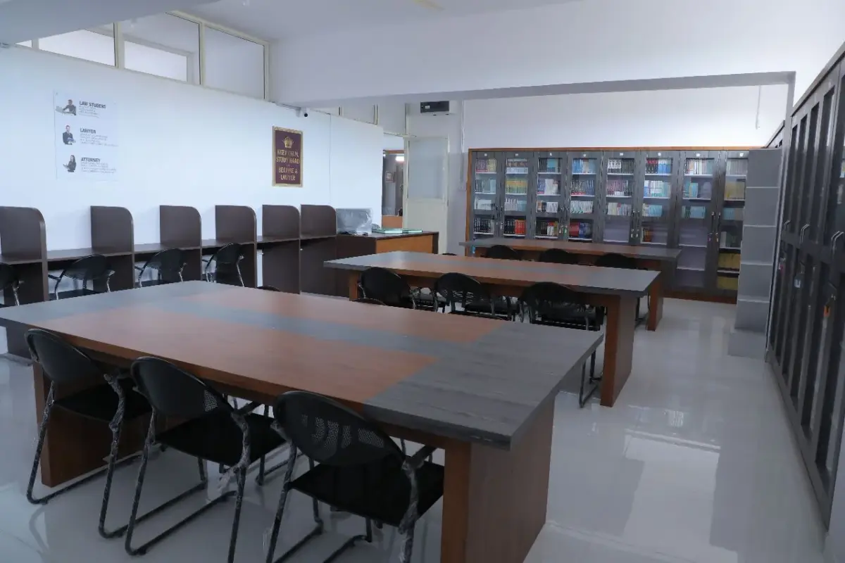 Noble Law College: campus photo 2