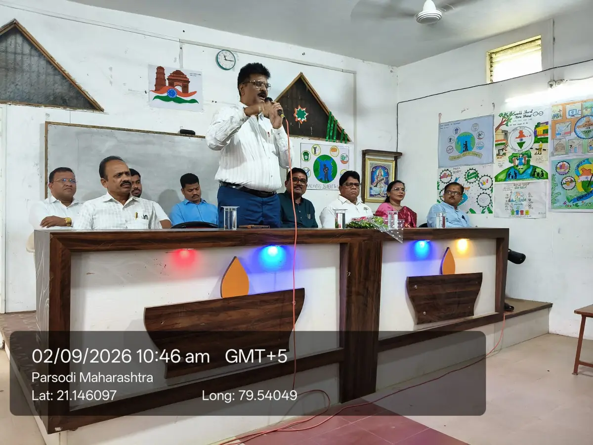 Om Satyasai Arts Commerce College campus photo 8