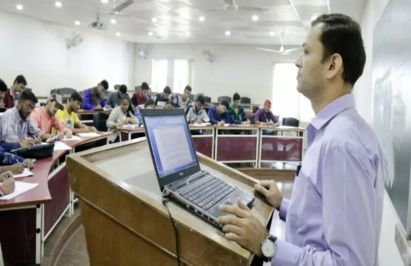 OPJU campus photo 2
