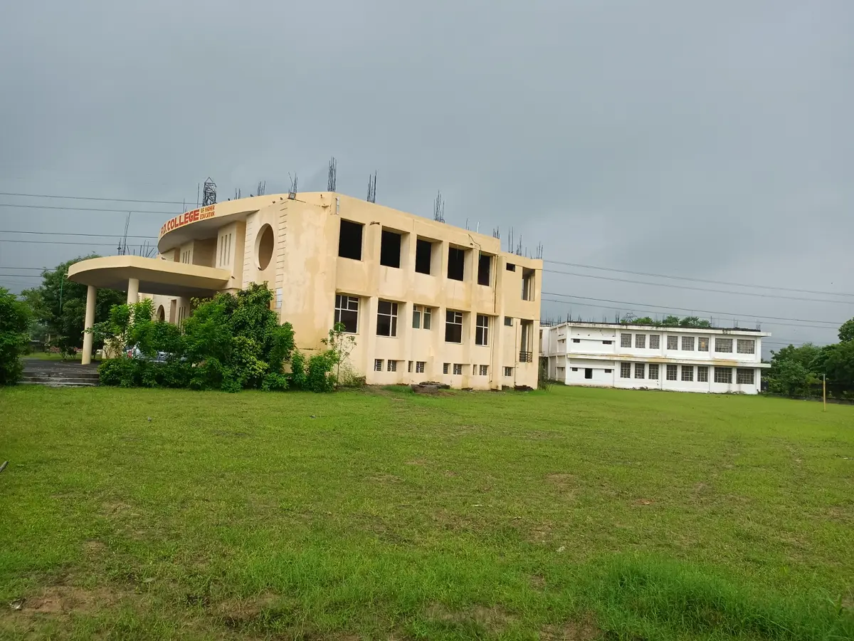 P D College of Pharmacy campus