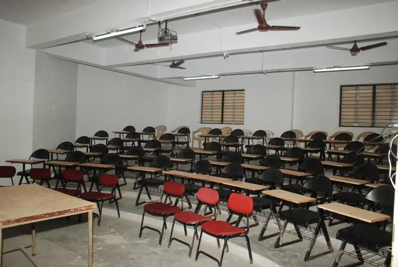 P. D. Pandya Institute of Computer Application: campus photo 4
