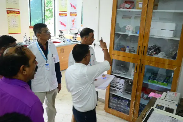 P. G. Medical College: campus photo 8