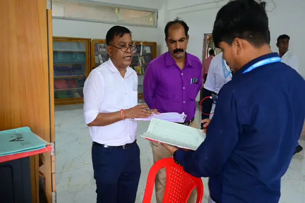 P. G. Medical College: campus photo 6
