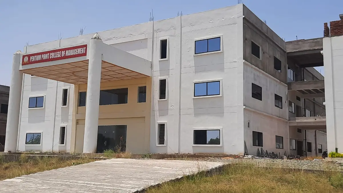 Pantium Point Tachqunical Colleg Rewa: campus photo 1