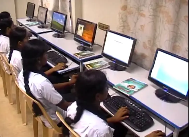 Periyar Centenary Polytechnic College Vallam: campus photo 2