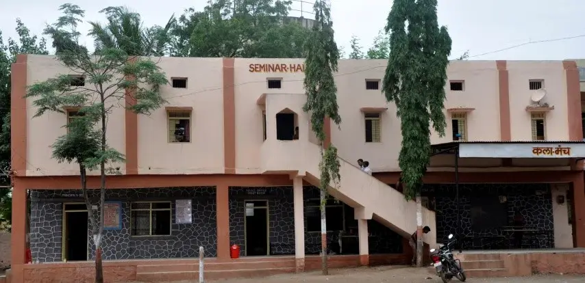 Pimpalner Education Society'S Karm. A. M. Patil Arts, Commerce and Kai. Annasaheb N. K. Patil Science Senior College, Pimpalner: campus photo 2