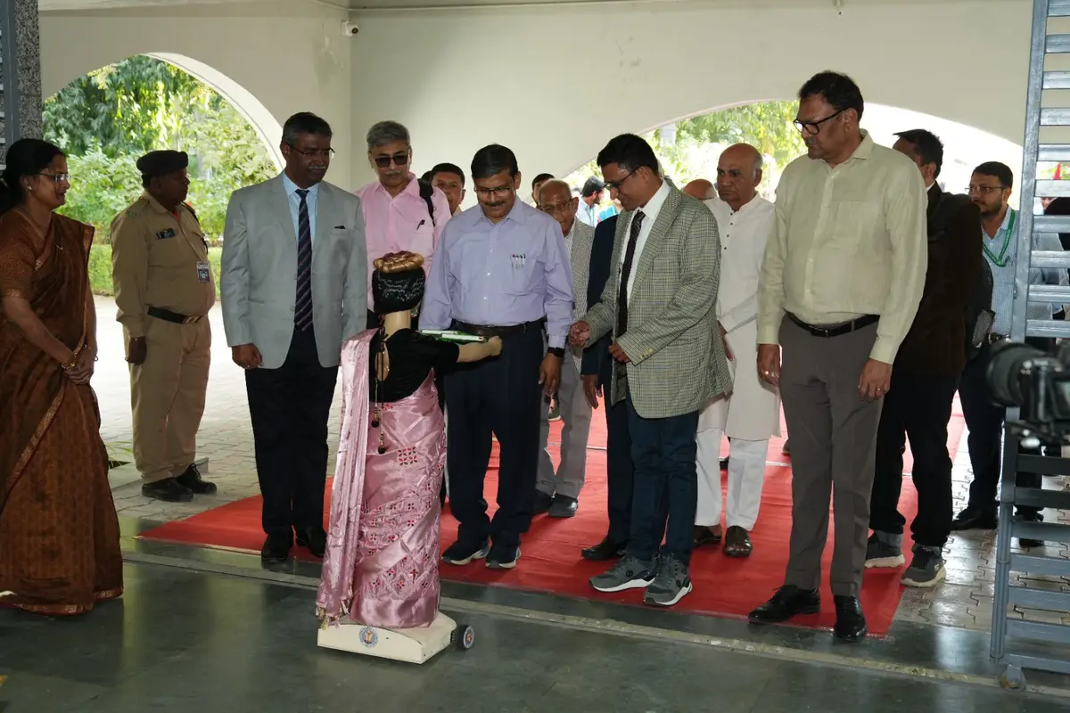 Pramukh Swami Science and H.D.Patel Arts College: campus photo 3