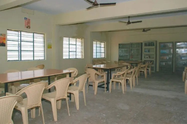 Princess Durru Shehvar College of Education for Women, Yakatpura: campus photo 3