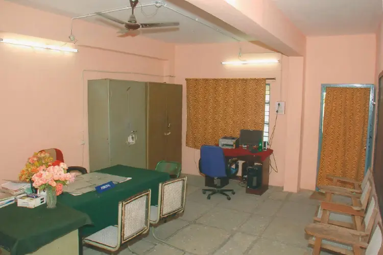 Princess Durru Shehvar College of Education for Women, Yakatpura: campus photo 8