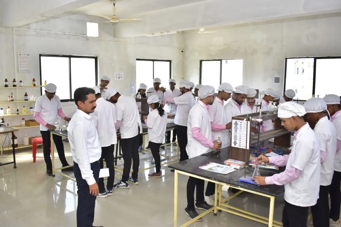 Prof Ravindra Nikam College of Pharmacy B Pharmacy Dhule: campus photo 6