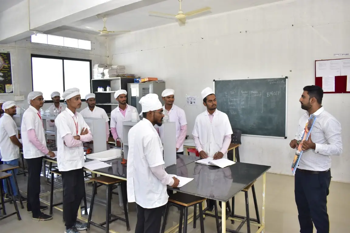 Prof Ravindra Nikam College of Pharmacy B Pharmacy Dhule: campus photo 5