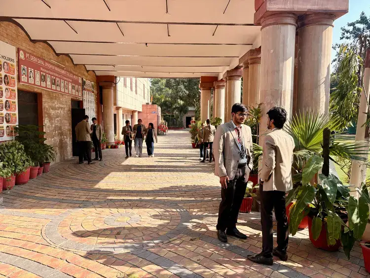 Pt. DEEN DAYAL UPADHYAYA MGMT COLLEGE 17-THE MALL: campus photo 1