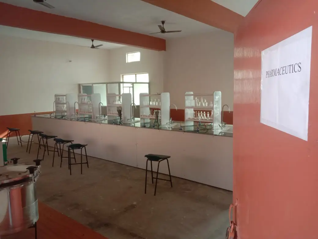 Pt Kundan Lal Shukla College of Pharmacy: campus photo 3
