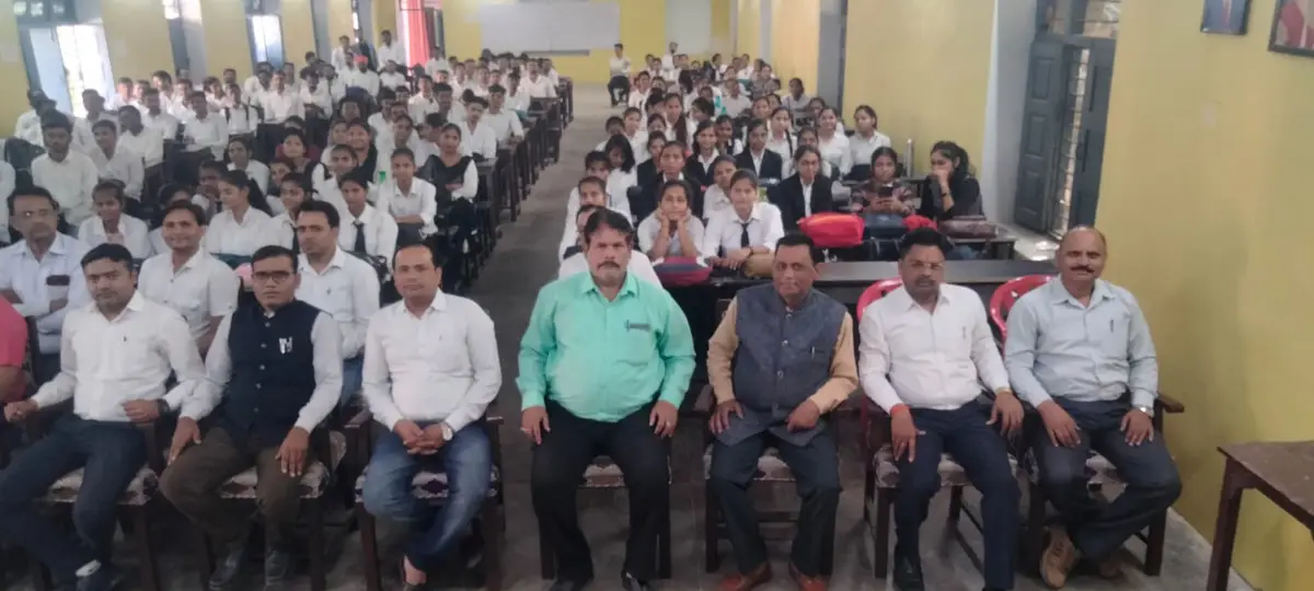 Pt. Motilal Nehru Law College: campus photo 4