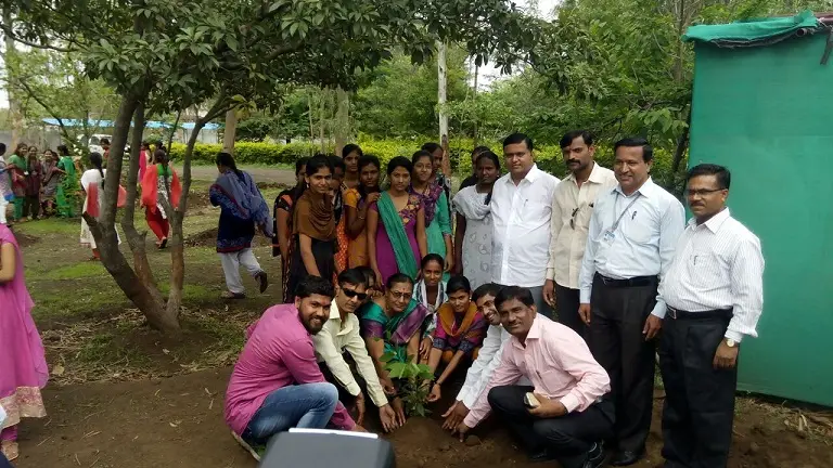 Pune District Education Association's, Annasaheb Waghire College of Arts, Science & Commerce: campus photo 2