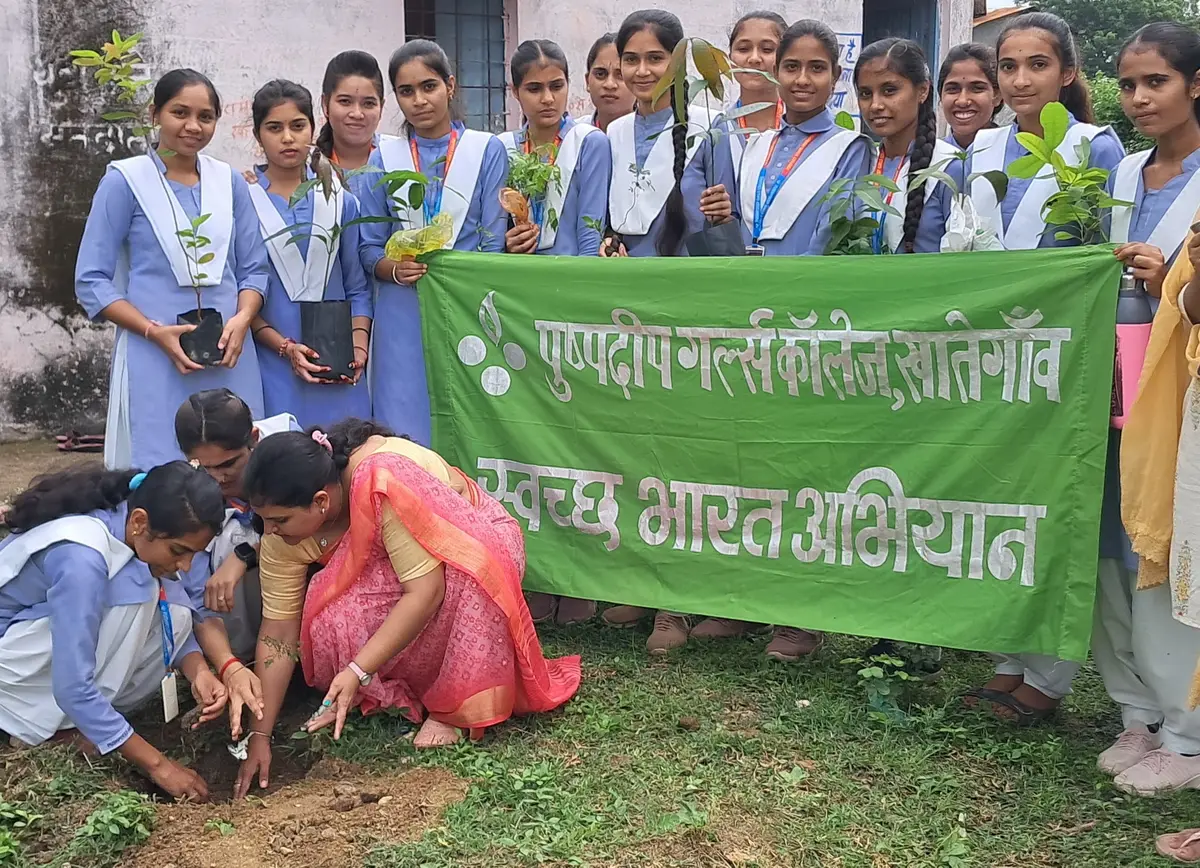 Pushpdeep Girls College: campus photo 3