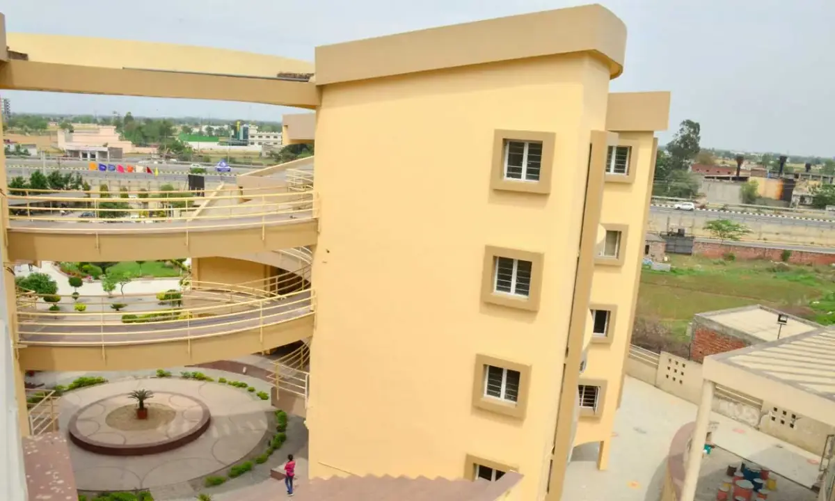 Pyramid College of Business and Technology: campus photo 8