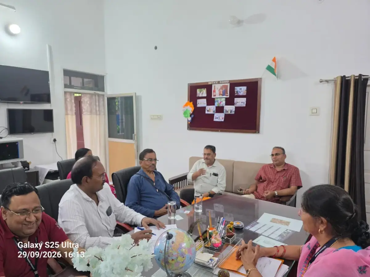 R D B Mahila College: campus photo 1