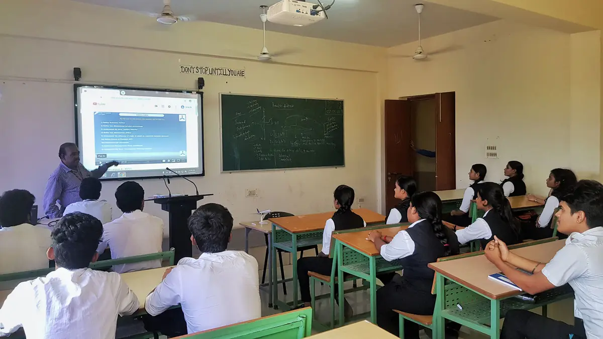 R L Polytechnic College: campus photo 6