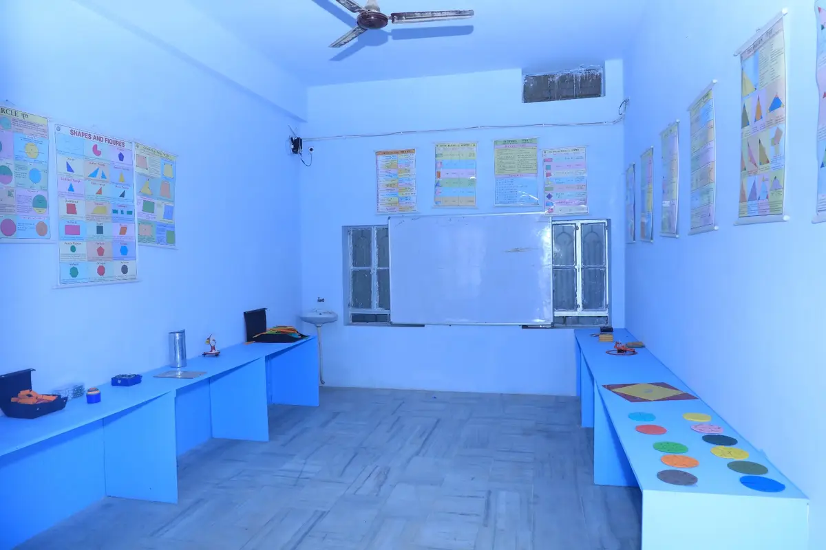 R N T T College Syaou: campus photo 5