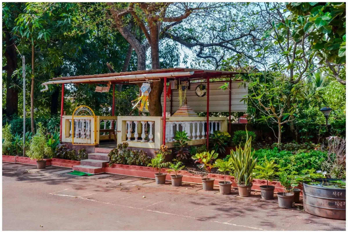 R.P.Gogate College of Arts Science and R V Joglekar College of Commerce campus photo 2