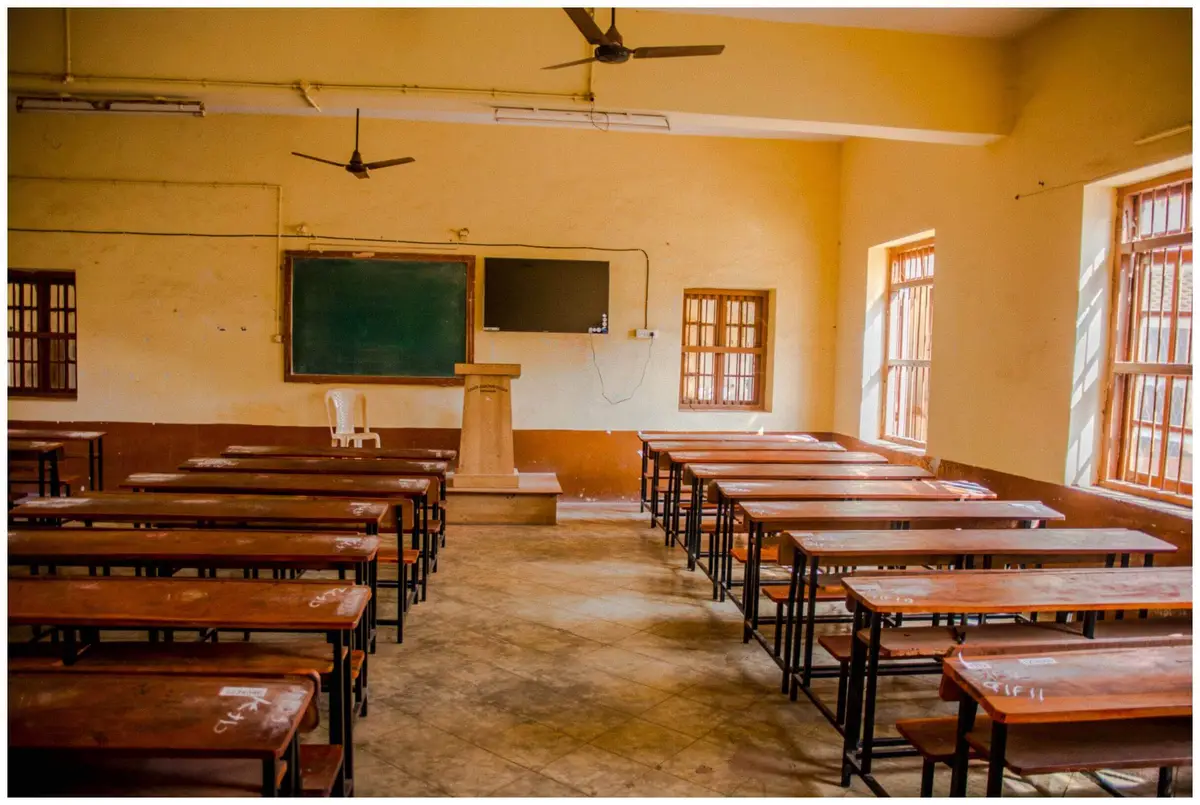 R.P.Gogate College of Arts Science and R V Joglekar College of Commerce campus photo 5