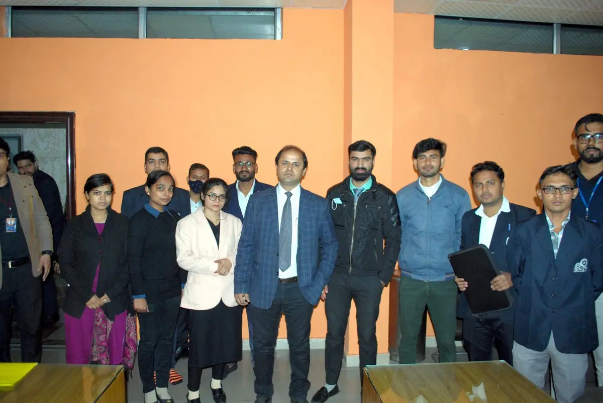 R.P. Indraprastha Institute of Medical Sciences campus photo 8