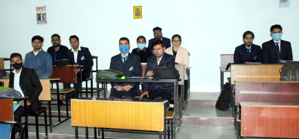 R.P. Indraprastha Institute of Medical Sciences campus photo 7