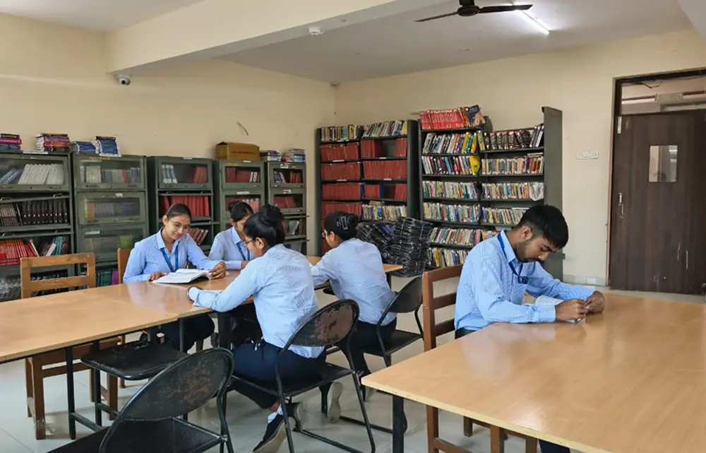 R R College of Nursing: campus photo 6