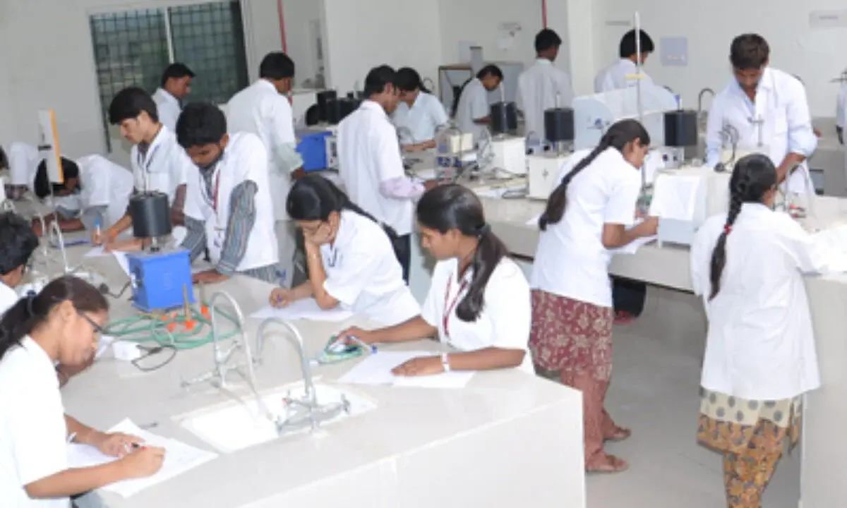 Rahul Sankrityayan College of Pharmacy: campus photo 8