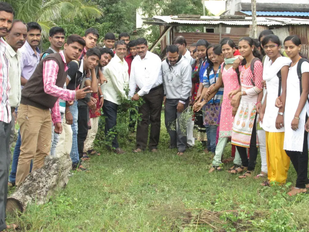 Raja Shivchhatrapati Arts and Commerce College campus photo 2