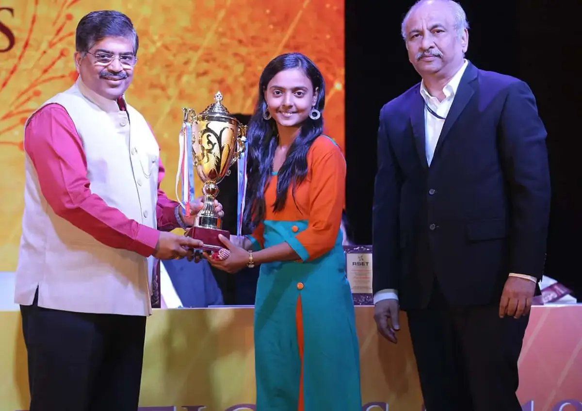 Rajasthani Sammelan Education Trust Ghanshyamdas Saraf College of Arts and Commerce, Sarvodaya Balika Vidyalaya Bhavan campus photo 6