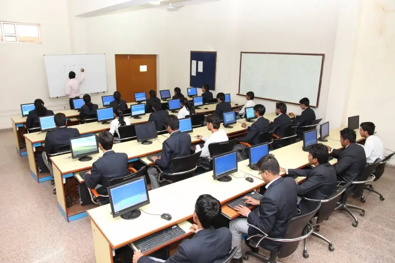RC campus photo 7