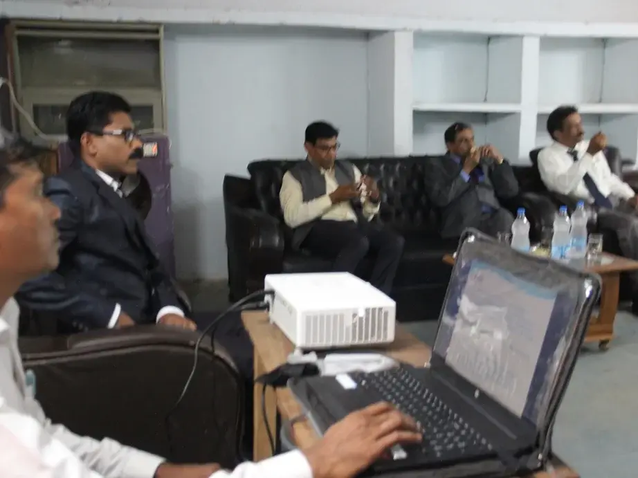 Raje Vishweshwarrao Arts & Commerce College: campus photo 6