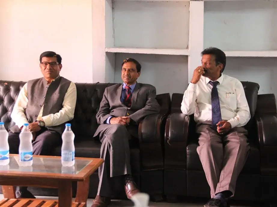 Raje Vishweshwarrao Arts & Commerce College: campus photo 4