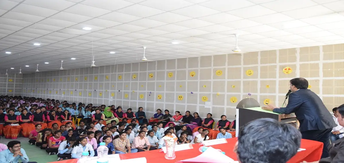 Rajesh Bhaiyya Tope College of Pharmacy: campus photo 6